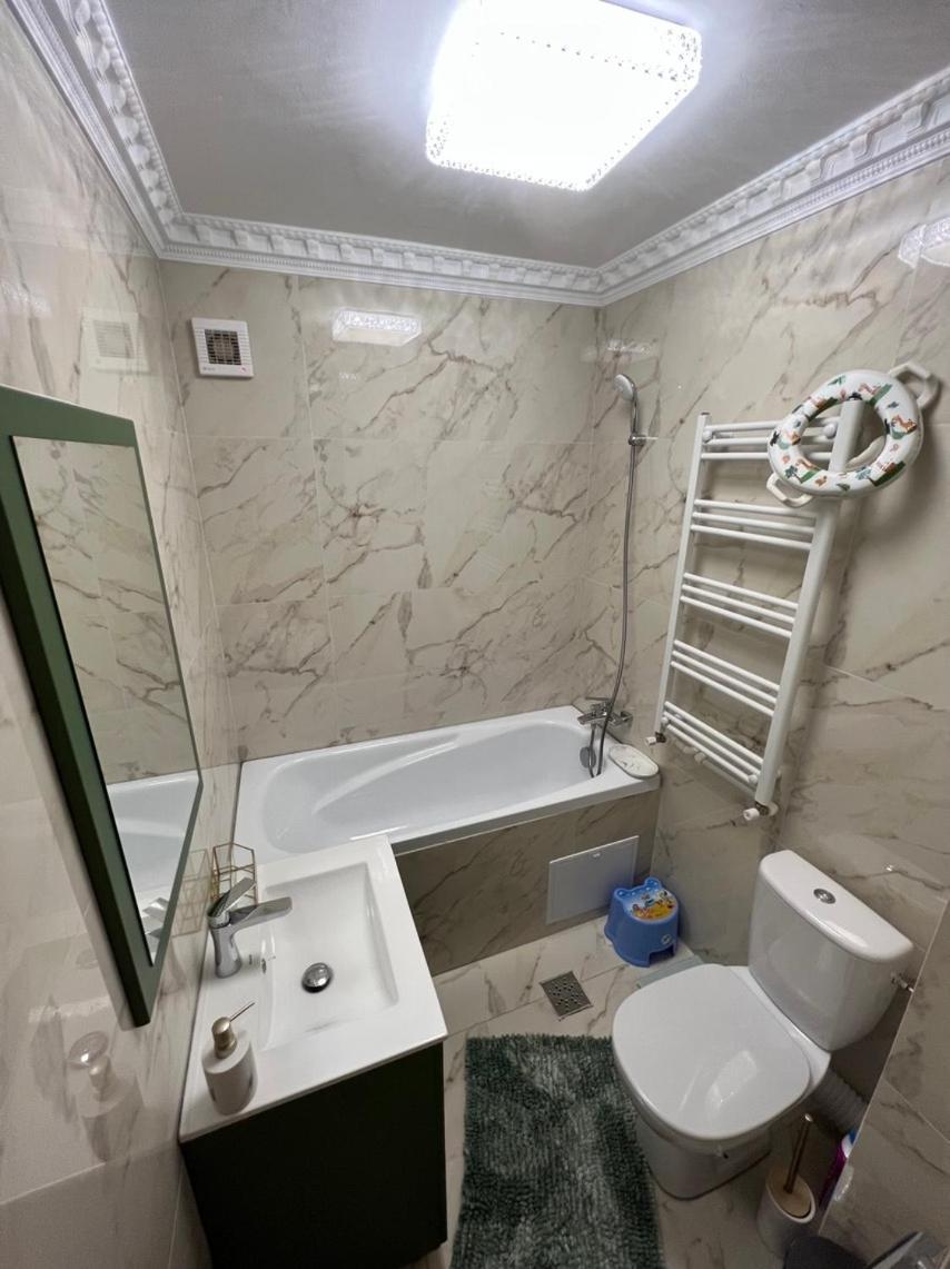 Lnb Aparthotel Traian Constanţa Exteriör bild